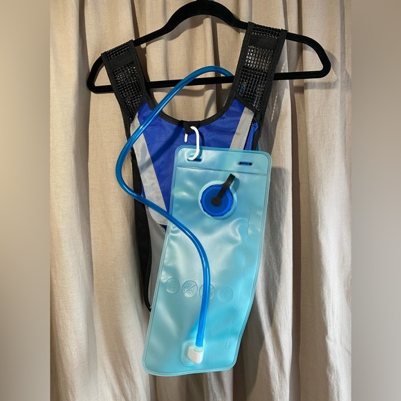 Sport Force Hydration Backpack - Picture 7 of 11